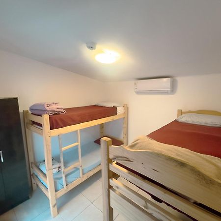 Del Barcito Hostel And Suites Punta del Este Exterior photo